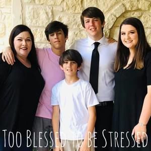 Meet your Posher, Deedee